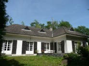 Achat vente Levis Saint Nom